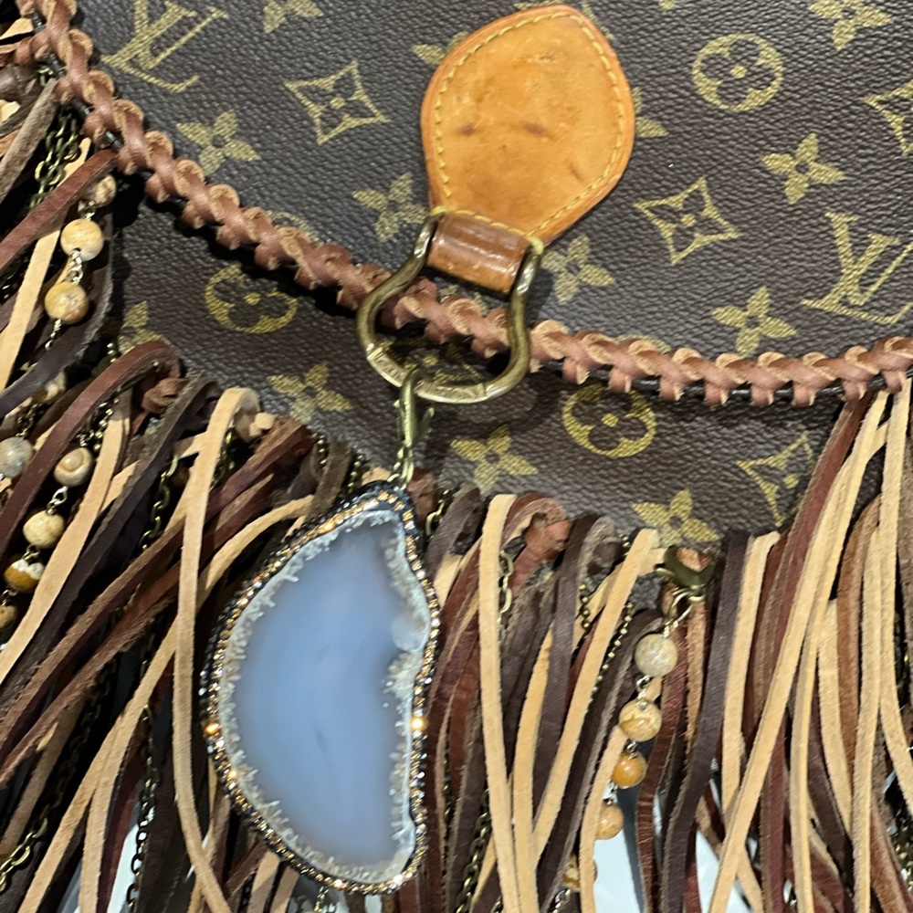 Vintage Boho World Traveler Crossbody - Picture 7 of 10